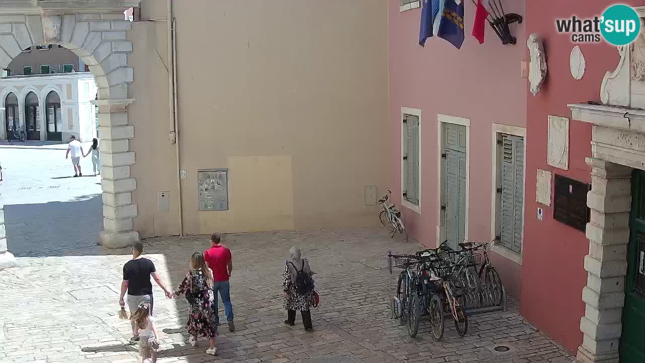 Spletna kamera Rovinj Mestna vrata – Balbijev lok – Istra – Hrvaška