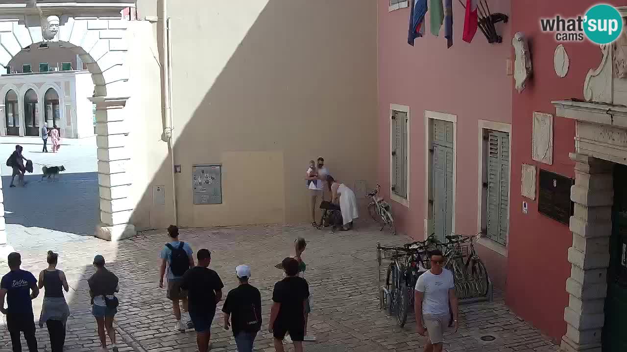 Webcam en vivo Rovinj – “Puerta de la ciudad” Proa de Balbi – Istria – Croacia