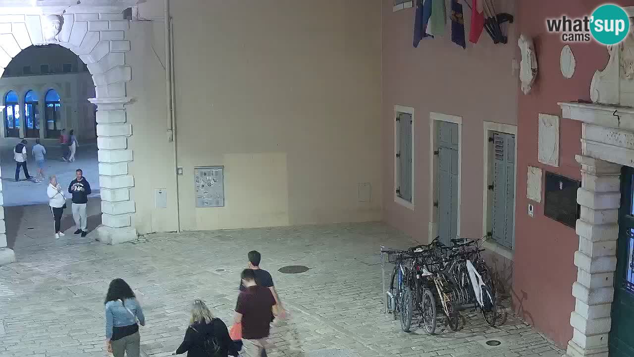 Webcam en vivo Rovinj – “Puerta de la ciudad” Proa de Balbi – Istria – Croacia