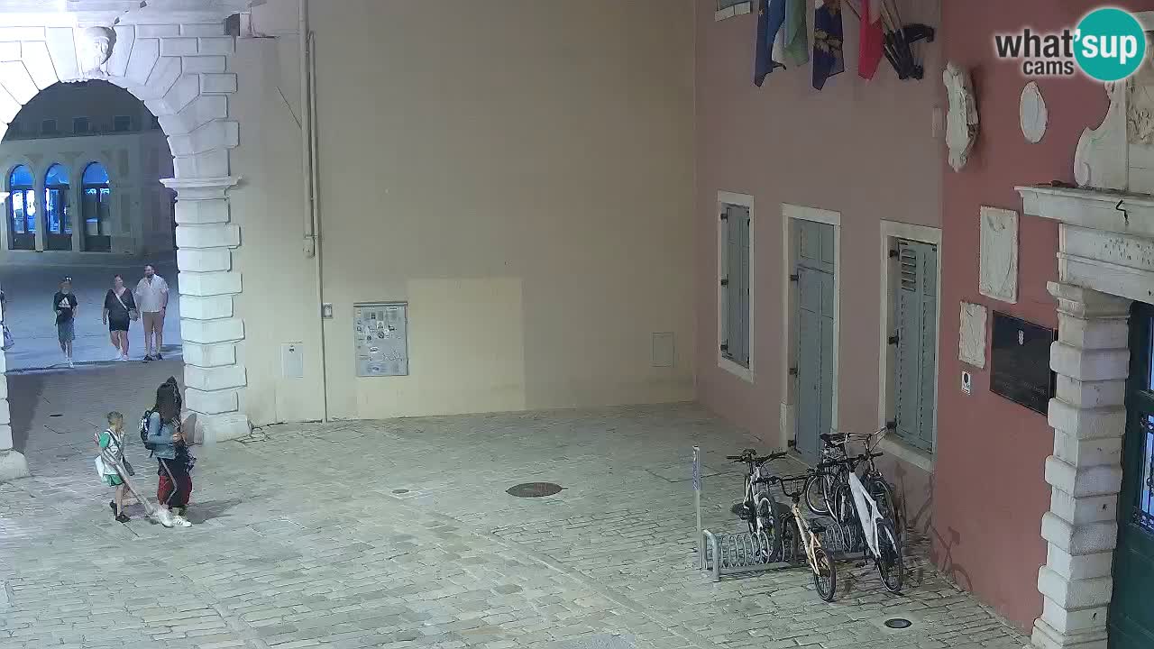 Webcam en direct Rovinj – L’arc de Balbi “Porte de la ville” – Istrie – Croatie
