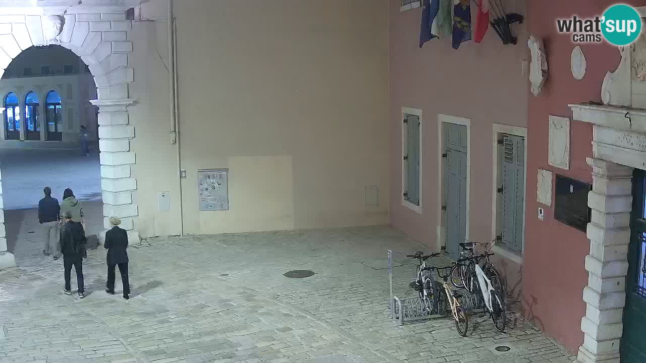 Webcam en direct Rovinj – L’arc de Balbi “Porte de la ville” – Istrie – Croatie
