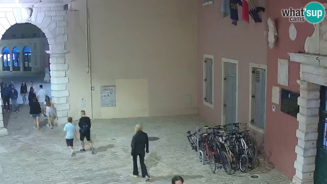 Live Rovigno webcam – Arco di Balbi “Porta della città” – Istria