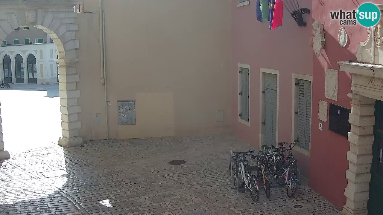 Webcam en direct Rovinj – L’arc de Balbi “Porte de la ville” – Istrie – Croatie