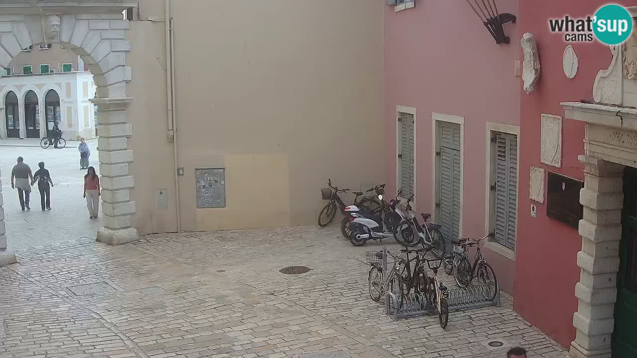 Webcam en vivo Rovinj – “Puerta de la ciudad” Proa de Balbi – Istria – Croacia