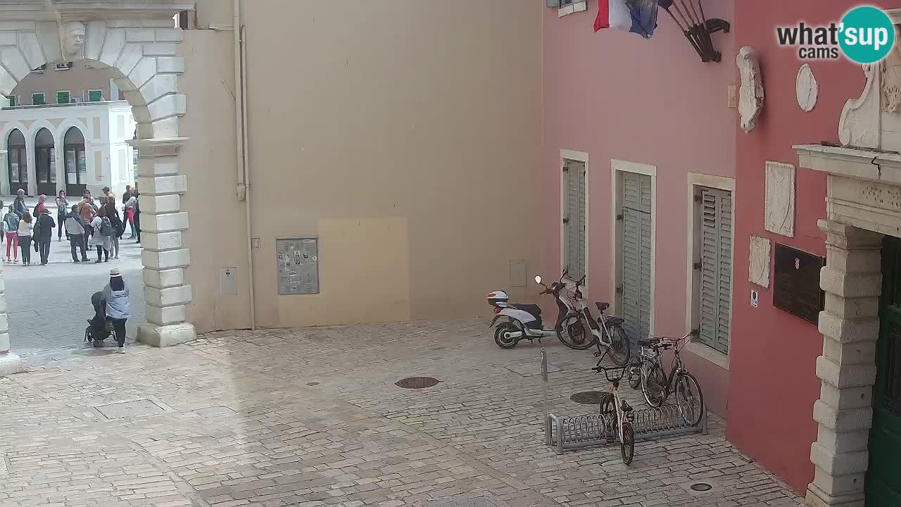 Webcam en direct Rovinj – L’arc de Balbi “Porte de la ville” – Istrie – Croatie