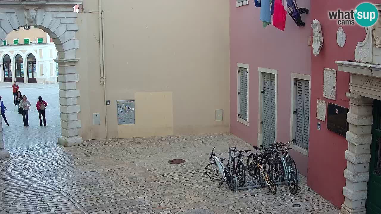 Webcam en vivo Rovinj – “Puerta de la ciudad” Proa de Balbi – Istria – Croacia