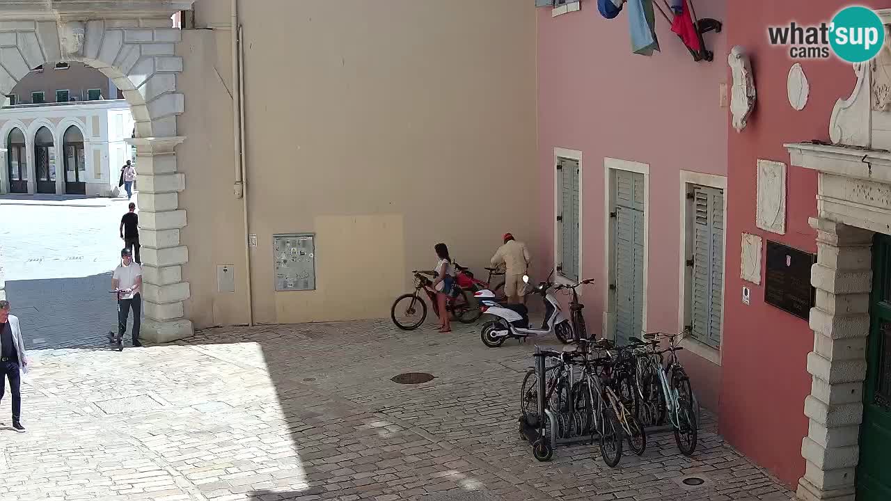 Webcam en direct Rovinj – L’arc de Balbi “Porte de la ville” – Istrie – Croatie