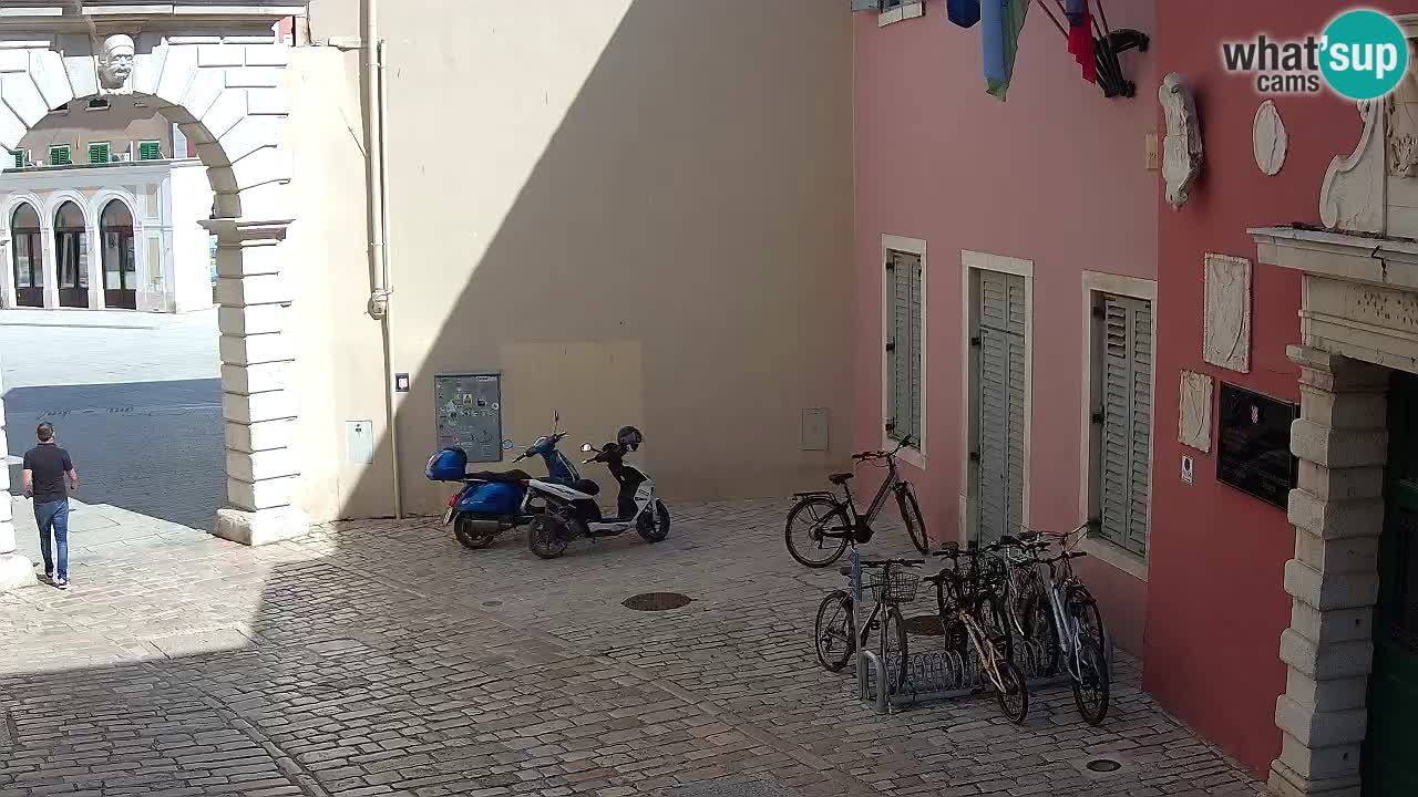 Webcam en direct Rovinj – L’arc de Balbi “Porte de la ville” – Istrie – Croatie