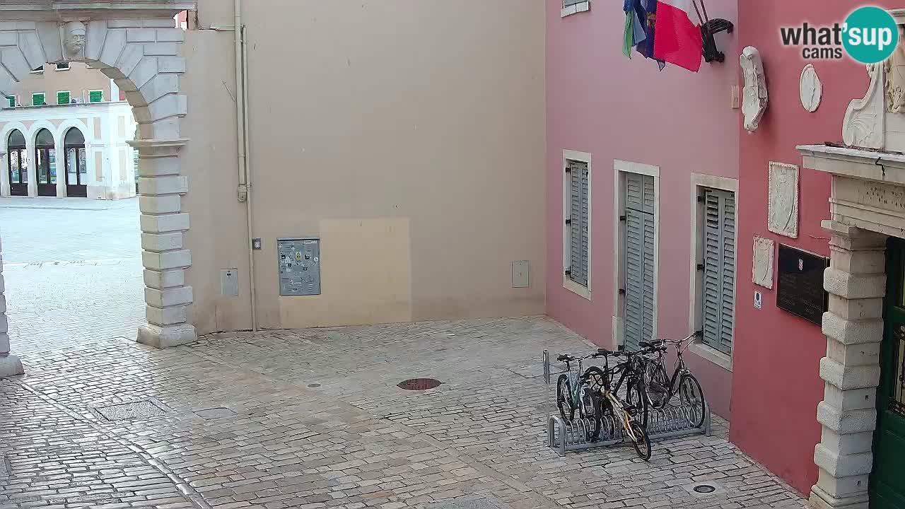Live webcam Rovigno – Arco di Balbi “Porta della città” – Istria – Croazia