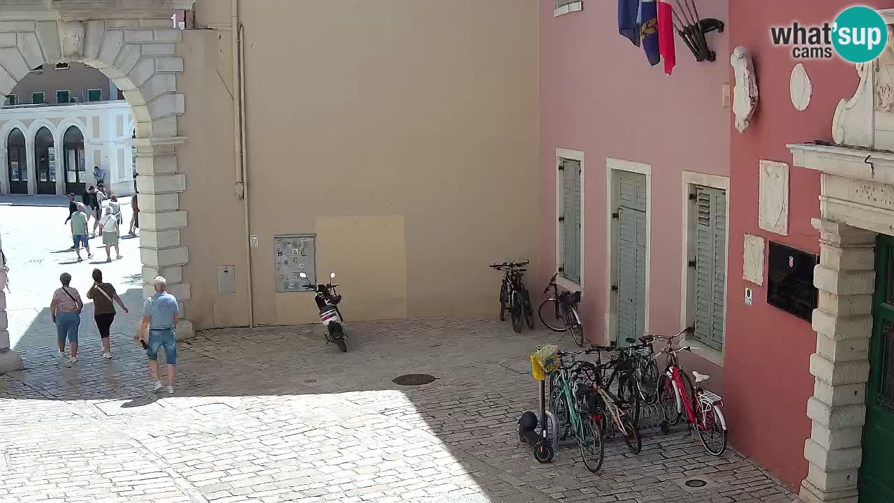 Webcam en direct Rovinj – L’arc de Balbi “Porte de la ville” – Istrie – Croatie