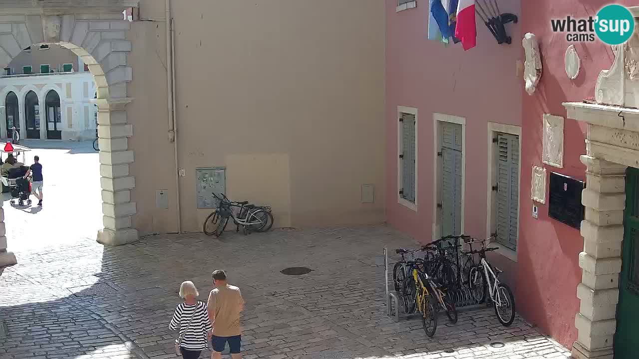 Webcam en direct Rovinj – L’arc de Balbi “Porte de la ville” – Istrie – Croatie