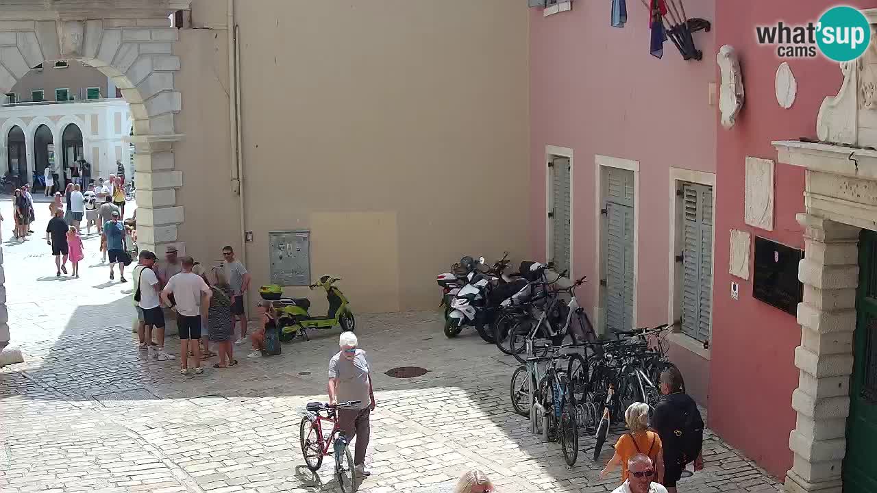 Spletna kamera Rovinj Mestna vrata – Balbijev lok – Istra – Hrvaška