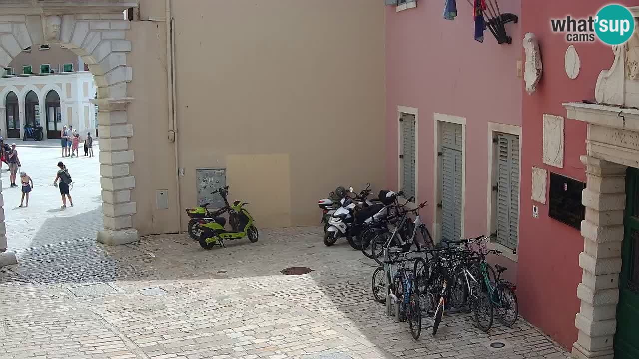 Webcam en direct Rovinj – L’arc de Balbi “Porte de la ville” – Istrie – Croatie