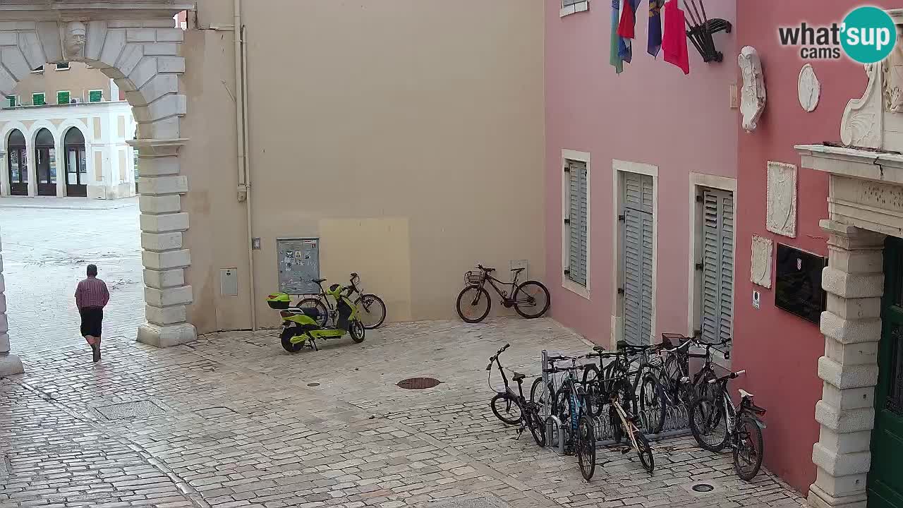 Webcam en direct Rovinj – L’arc de Balbi “Porte de la ville” – Istrie – Croatie
