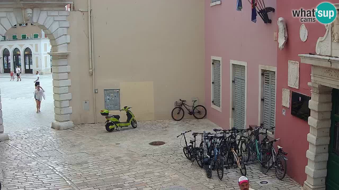 Spletna kamera Rovinj Mestna vrata – Balbijev lok – Istra – Hrvaška