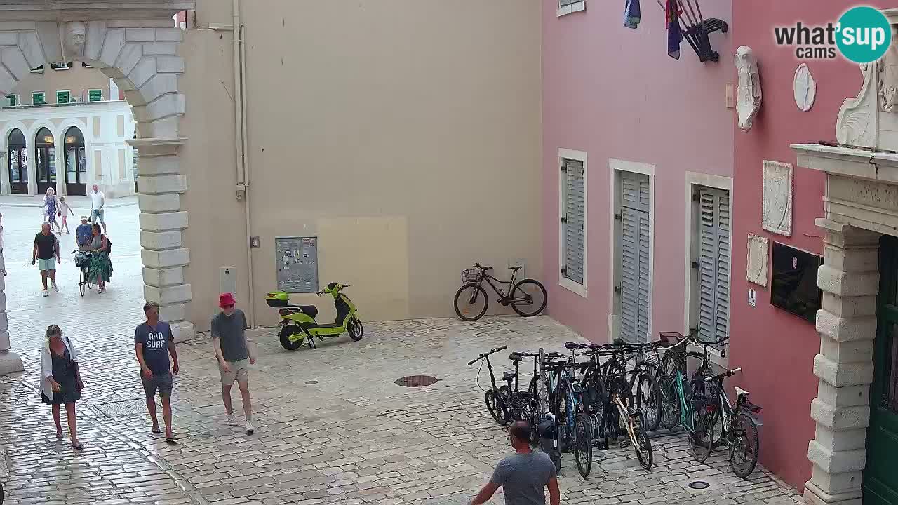 Live Rovigno webcam – Arco di Balbi “Porta della città” – Istria
