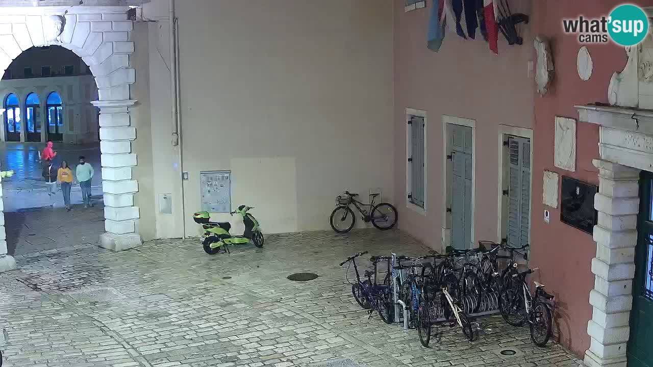 Webcam en direct Rovinj – L’arc de Balbi “Porte de la ville” – Istrie – Croatie
