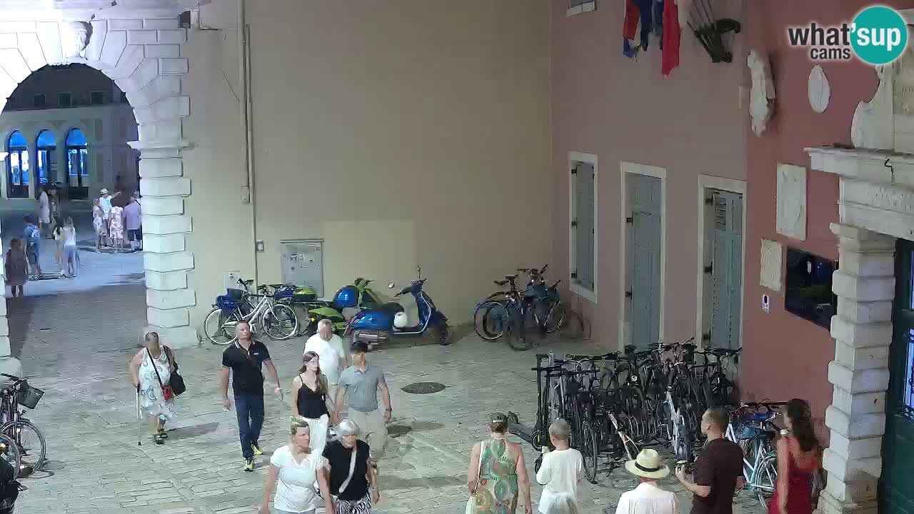 Webcam en direct Rovinj – L’arc de Balbi “Porte de la ville” – Istrie – Croatie