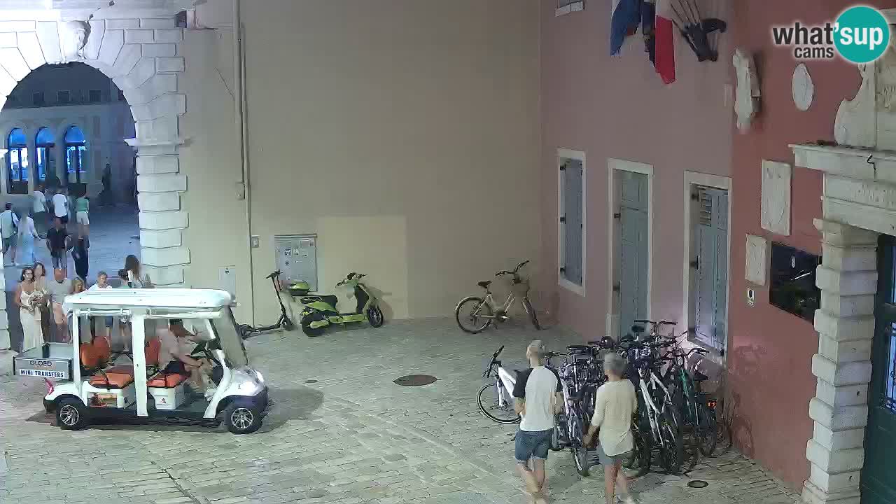 Webcam en direct Rovinj – L’arc de Balbi “Porte de la ville” – Istrie – Croatie