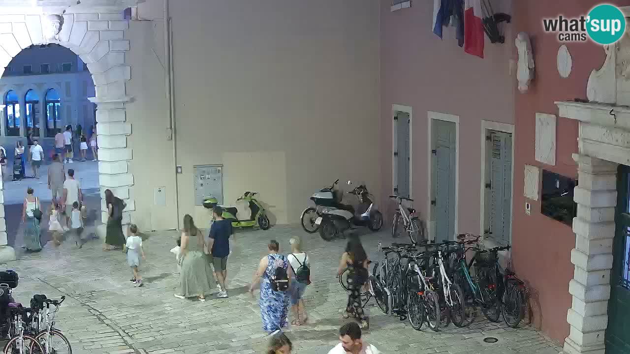 Webcam en direct Rovinj – L’arc de Balbi “Porte de la ville” – Istrie – Croatie