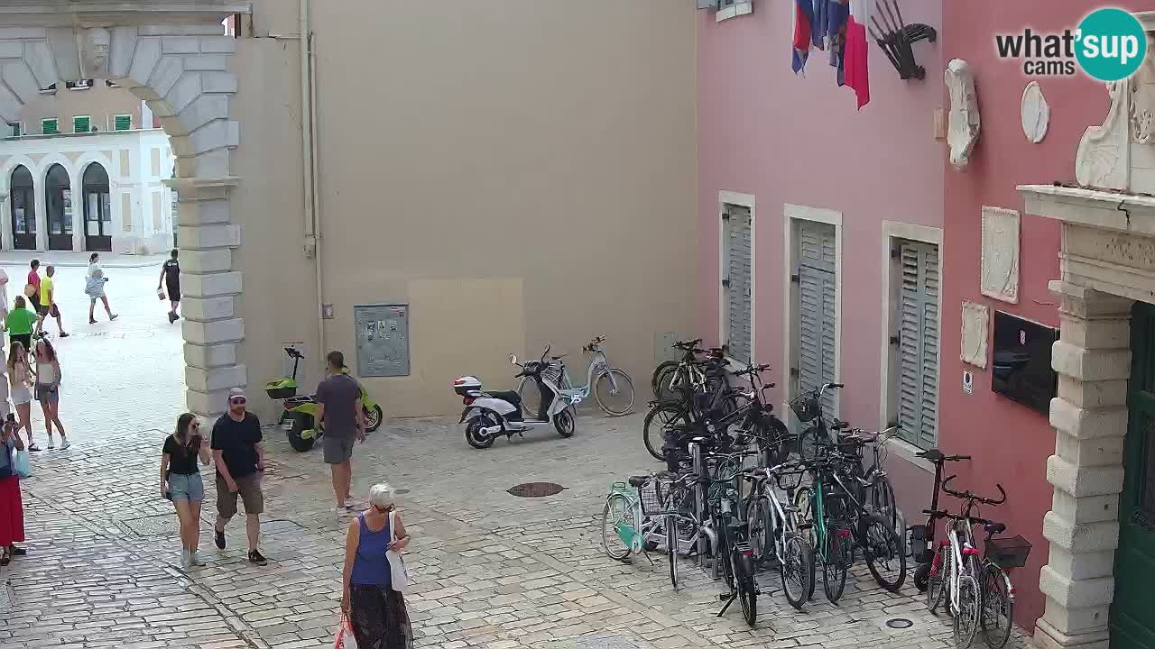 Spletna kamera Rovinj Mestna vrata – Balbijev lok – Istra – Hrvaška