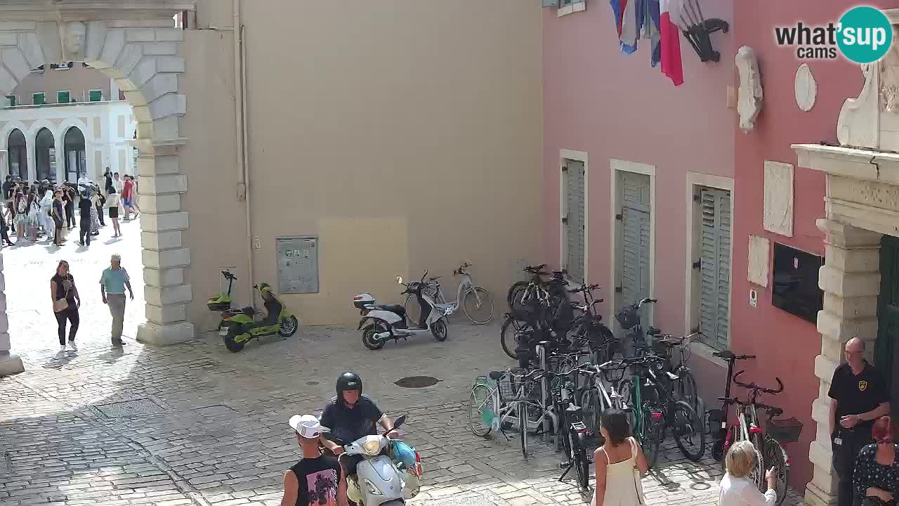 Webcam en direct Rovinj – L’arc de Balbi “Porte de la ville” – Istrie – Croatie