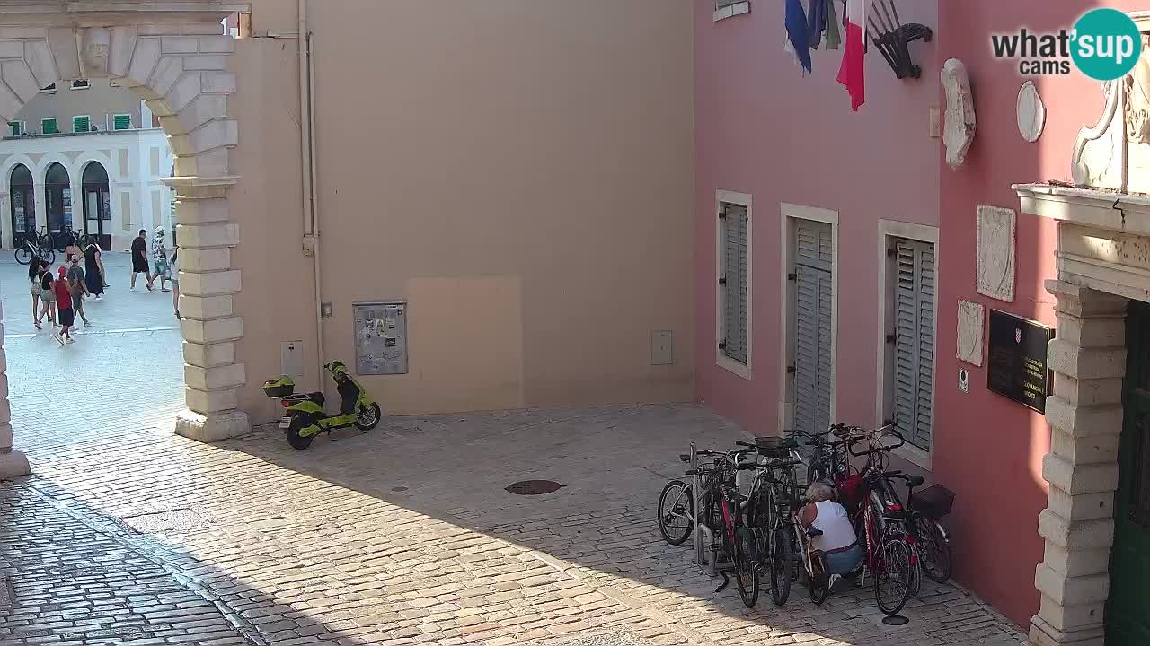 Spletna kamera Rovinj Mestna vrata – Balbijev lok – Istra – Hrvaška