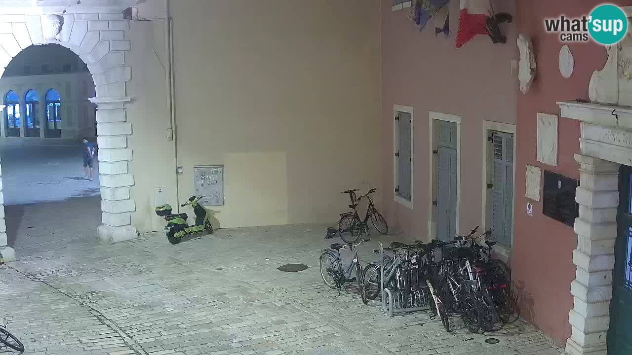 Webcam en direct Rovinj – L’arc de Balbi “Porte de la ville” – Istrie – Croatie