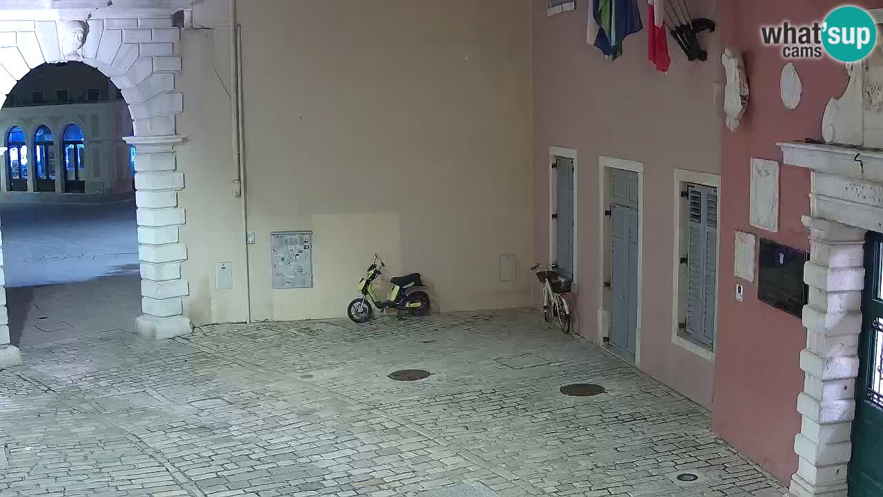 Live webcam Rovinj – Balbi’s bow “City gate” – Istria – Croatia
