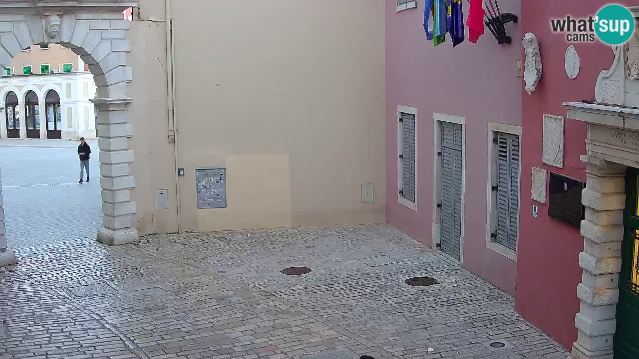Spletna kamera Rovinj Mestna vrata – Balbijev lok – Istra – Hrvaška