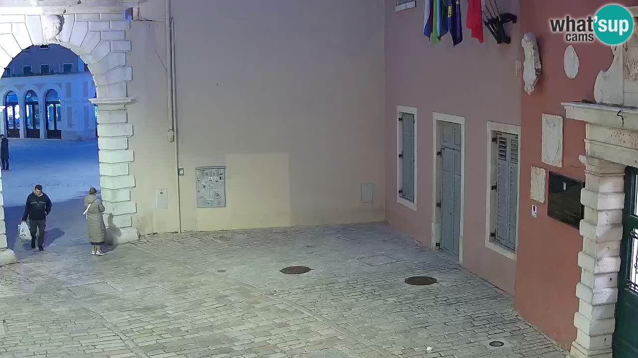 Webcam en direct Rovinj – L’arc de Balbi “Porte de la ville” – Istrie – Croatie