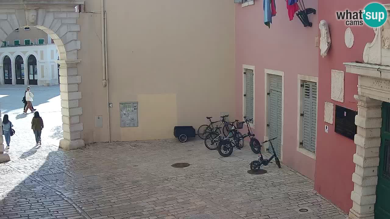 Webcam en vivo Rovinj – “Puerta de la ciudad” Proa de Balbi – Istria – Croacia