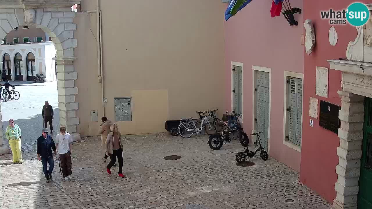 Webcam en direct Rovinj – L’arc de Balbi “Porte de la ville” – Istrie – Croatie
