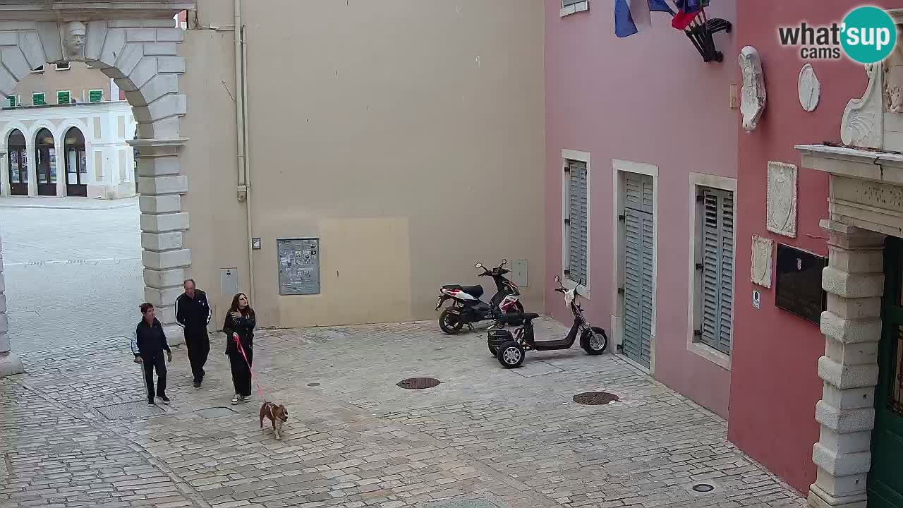 Webcam en direct Rovinj – L’arc de Balbi “Porte de la ville” – Istrie – Croatie