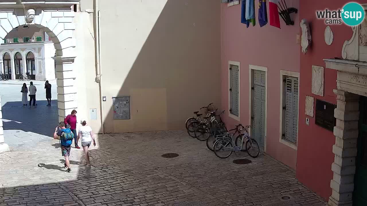 Webcam en direct Rovinj – L’arc de Balbi “Porte de la ville” – Istrie – Croatie