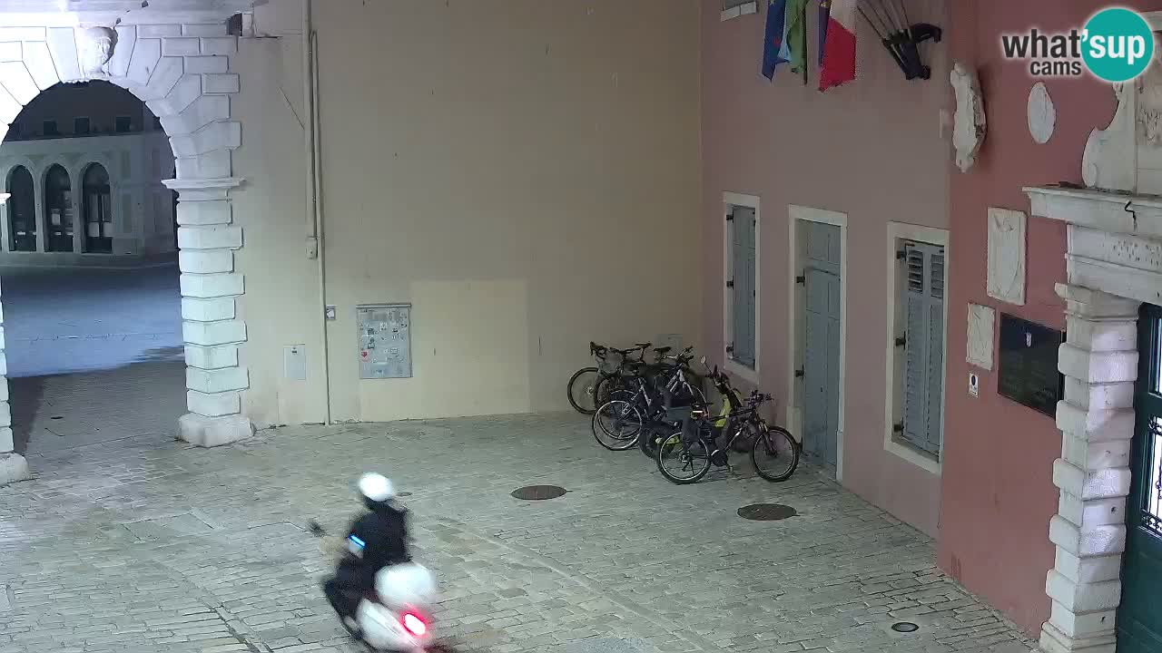 Live webcam Rovinj – Balbijev luk “Gradska vrata” – Istra – Hrvatska