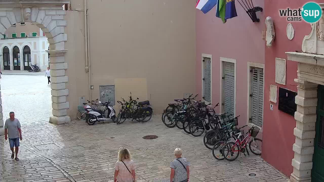 Spletna kamera Rovinj Mestna vrata – Balbijev lok – Istra – Hrvaška