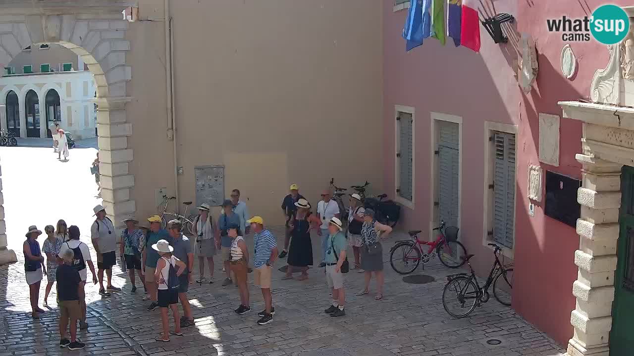 Live Rovigno webcam – Arco di Balbi “Porta della città” – Istria