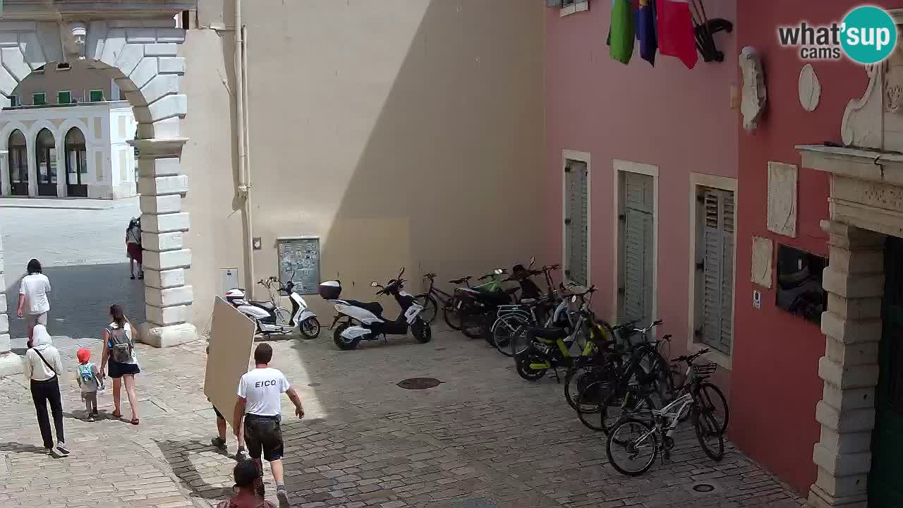 Webcam en direct Rovinj – L’arc de Balbi “Porte de la ville” – Istrie – Croatie