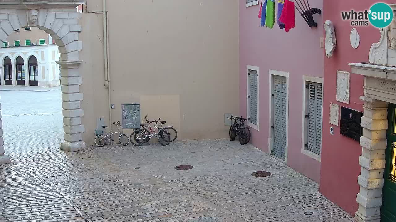 Webcam en direct Rovinj – L’arc de Balbi “Porte de la ville” – Istrie – Croatie