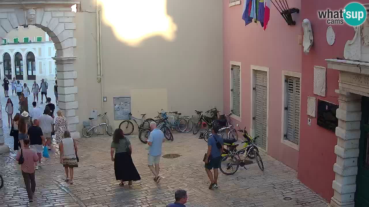 Webcam en direct Rovinj – L’arc de Balbi “Porte de la ville” – Istrie – Croatie