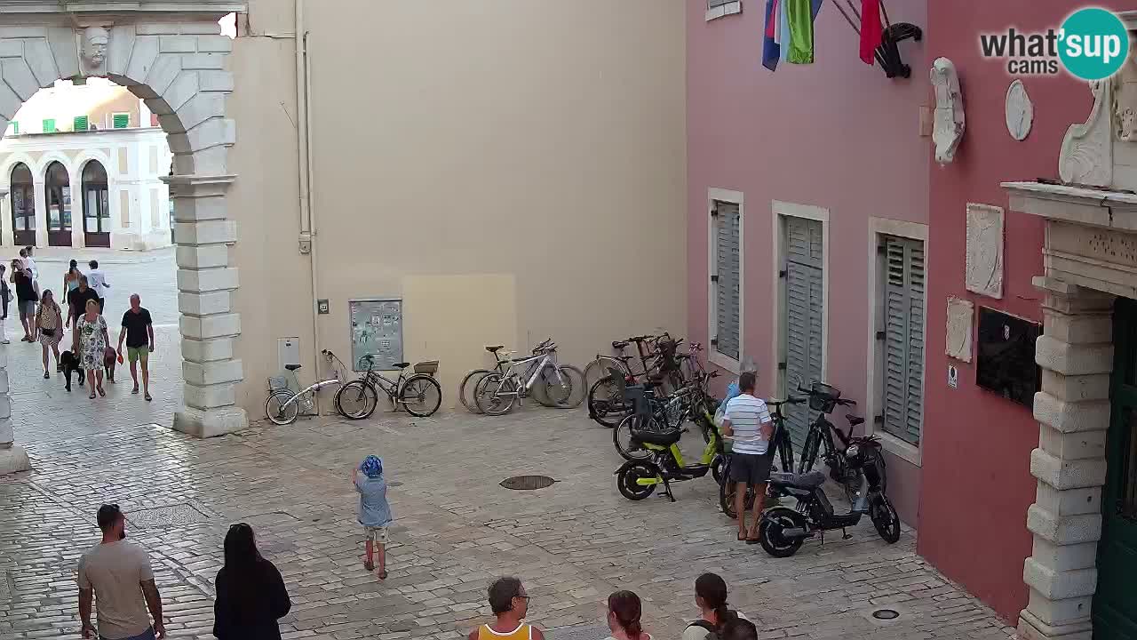 Webcam en direct Rovinj – L’arc de Balbi “Porte de la ville” – Istrie – Croatie