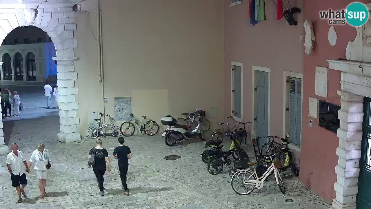 Webcam en direct Rovinj – L’arc de Balbi “Porte de la ville” – Istrie – Croatie