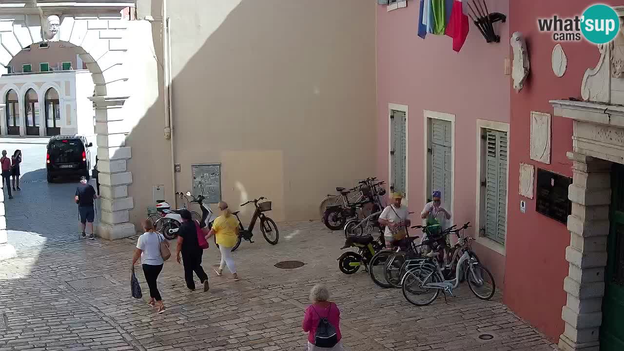 Webcam en direct Rovinj – L’arc de Balbi “Porte de la ville” – Istrie – Croatie