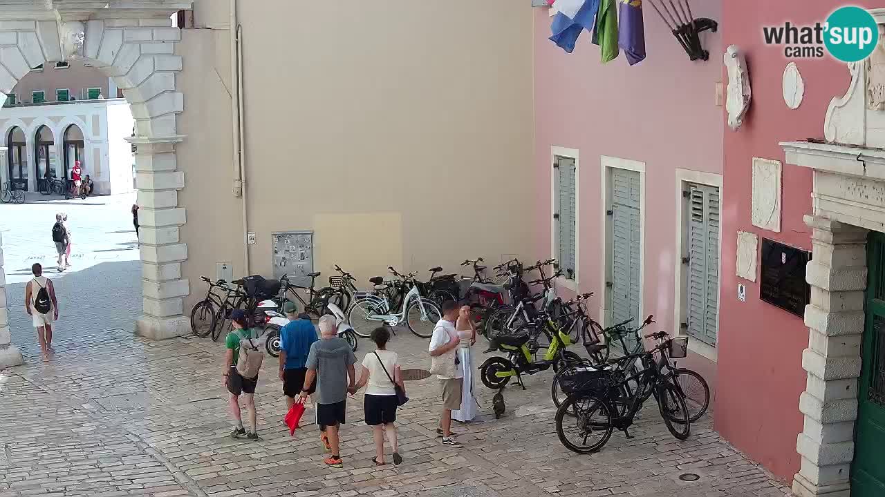 Webcam en direct Rovinj – L’arc de Balbi “Porte de la ville” – Istrie – Croatie