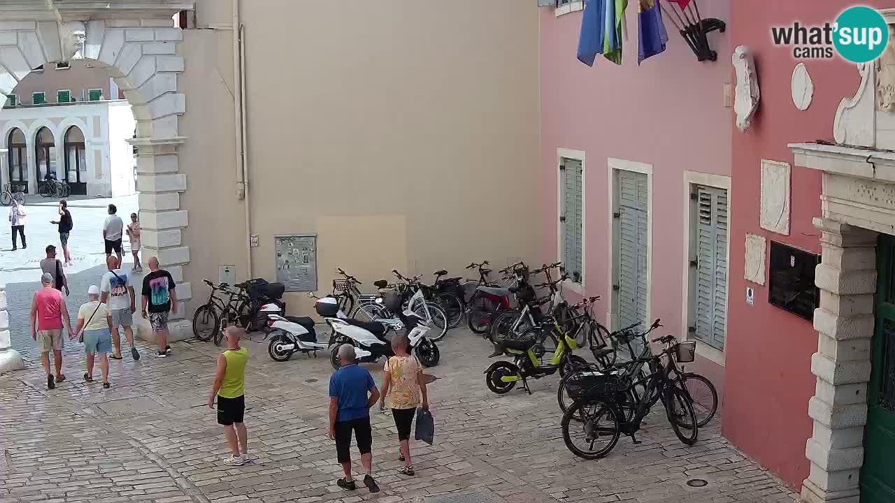 Webcam en vivo Rovinj – “Puerta de la ciudad” Proa de Balbi – Istria – Croacia