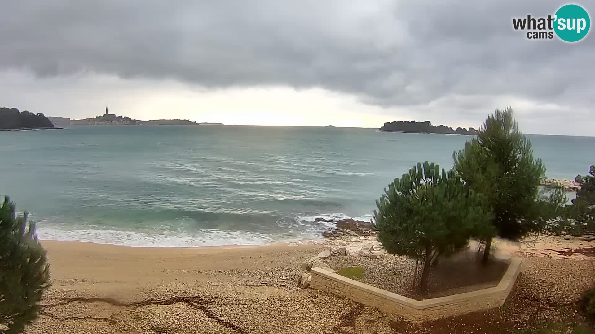 Spletna kamera plaža Borik Rovinj