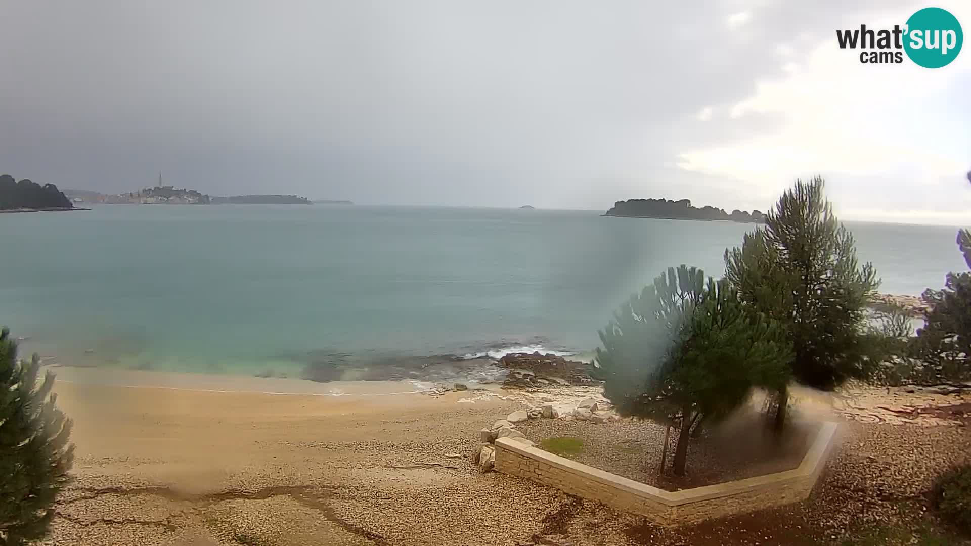 Spletna kamera plaža Borik Rovinj