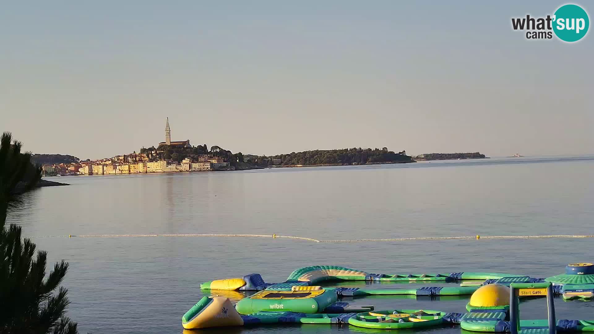 Spletna kamera plaža Borik Rovinj