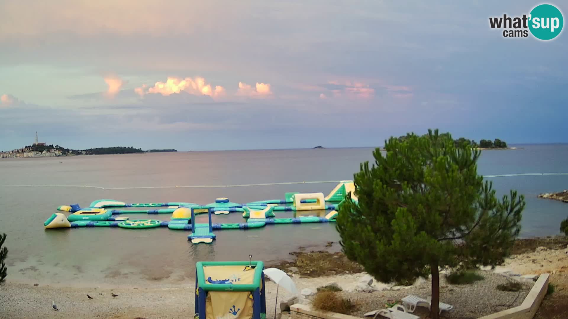 Spletna kamera plaža Borik Rovinj